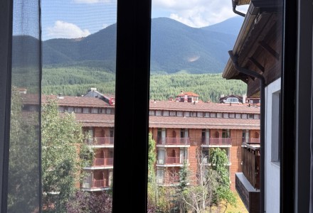 Spacious Studio with Panoramic Mountain Views in Bansko